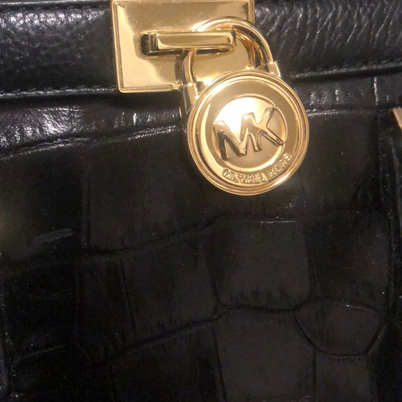 Michael Kors Large Traveler - Picture 4 of 4